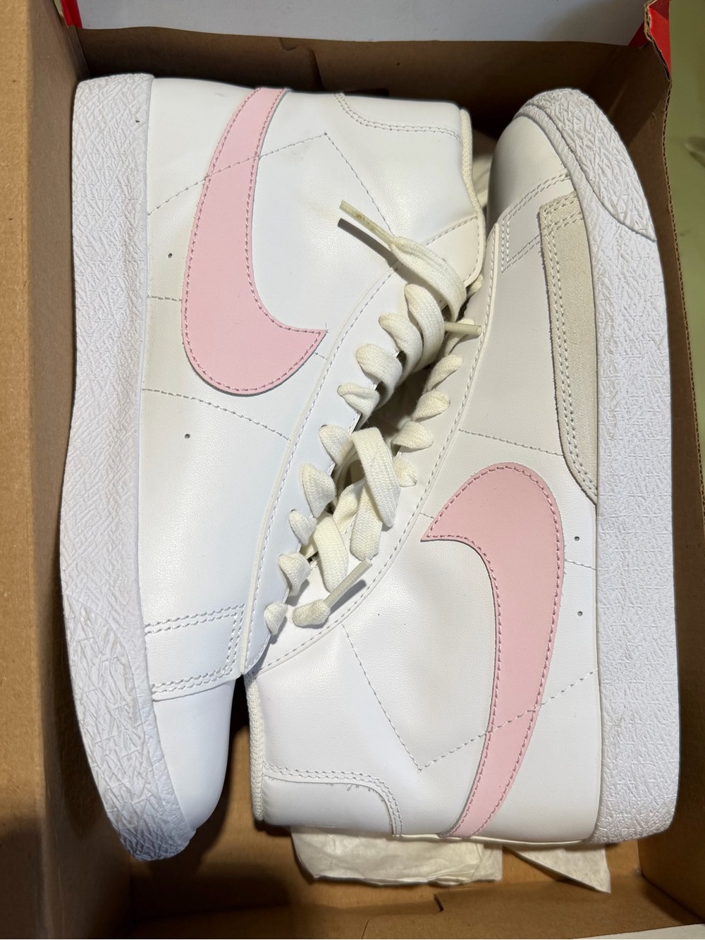 Nike Women's High-Top Sneakers White with Pink Swoosh